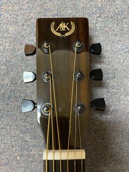 A&K 41" ACOUSTIC GUITAR | SOLID SPRUCE TOP | MAHOGANY BACK | W/ ARMREST | AK560CEQ