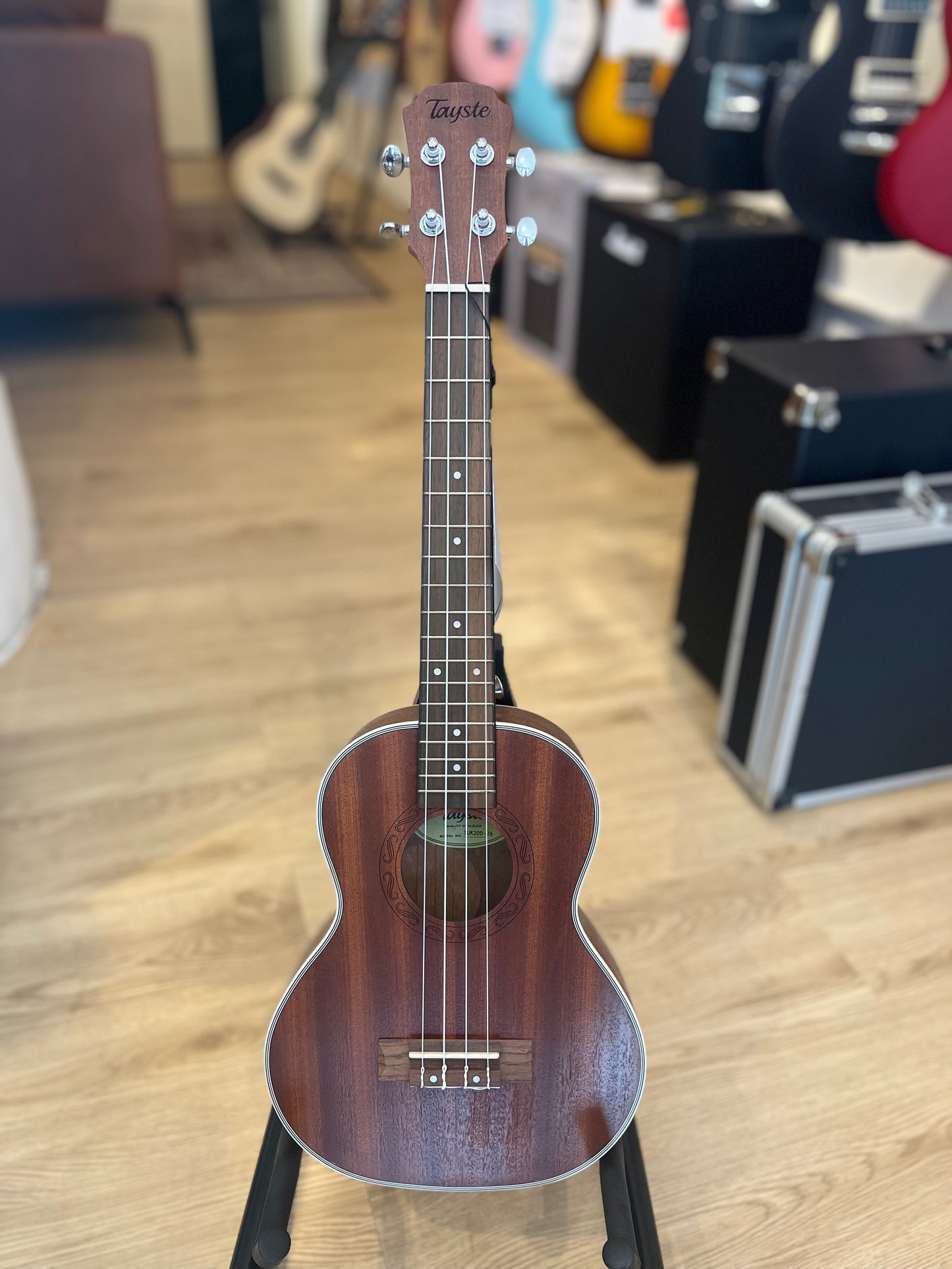 TAYSTE TUK200-21 21"/24"/26" MAHOGANY CONCERT UKULELE