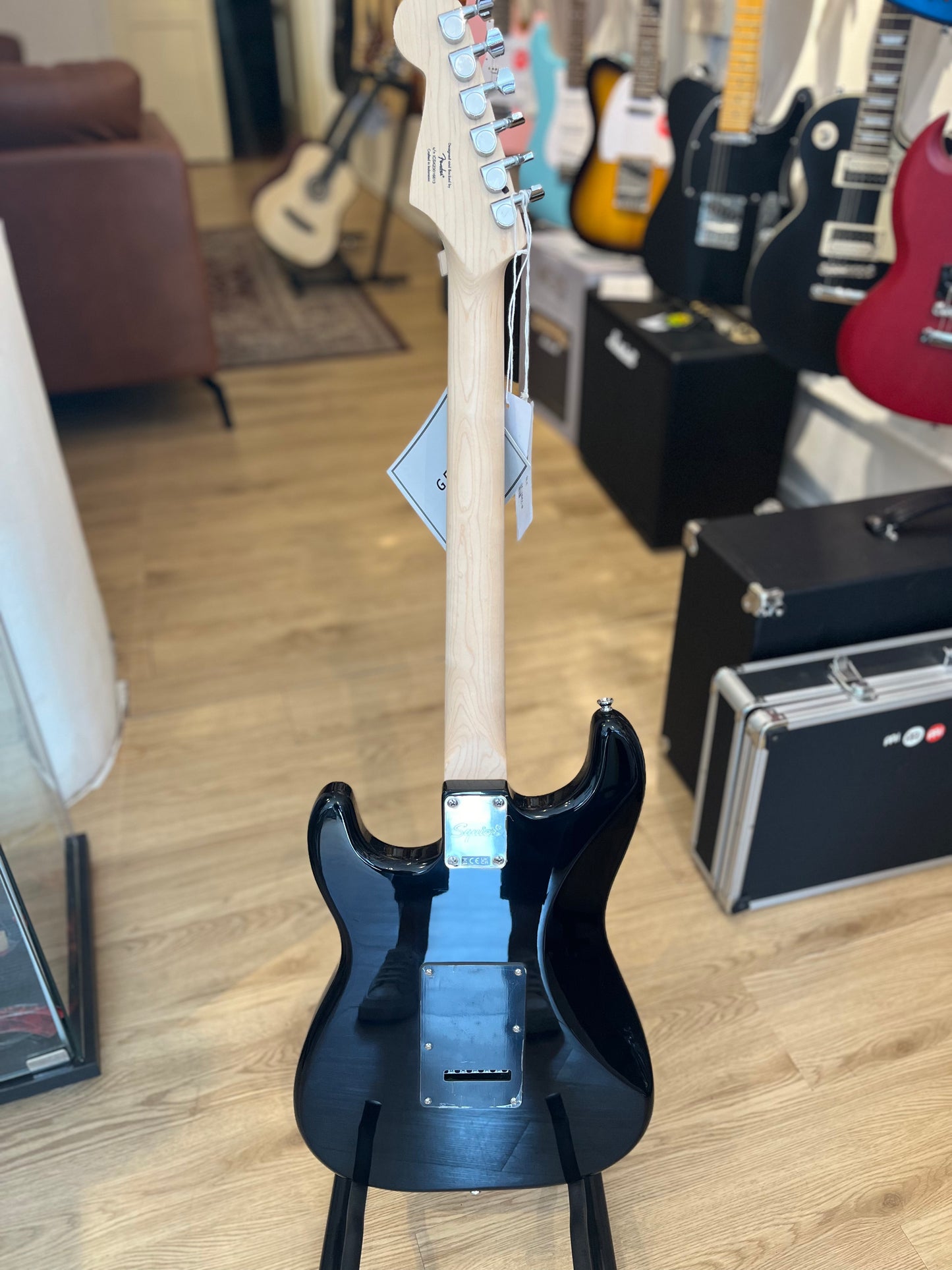 SQUIER SONIC STRATOCASTER HSS ELECTRIC GUITAR W/BLACK PICKGUARD | MAPLE FB | BLACK