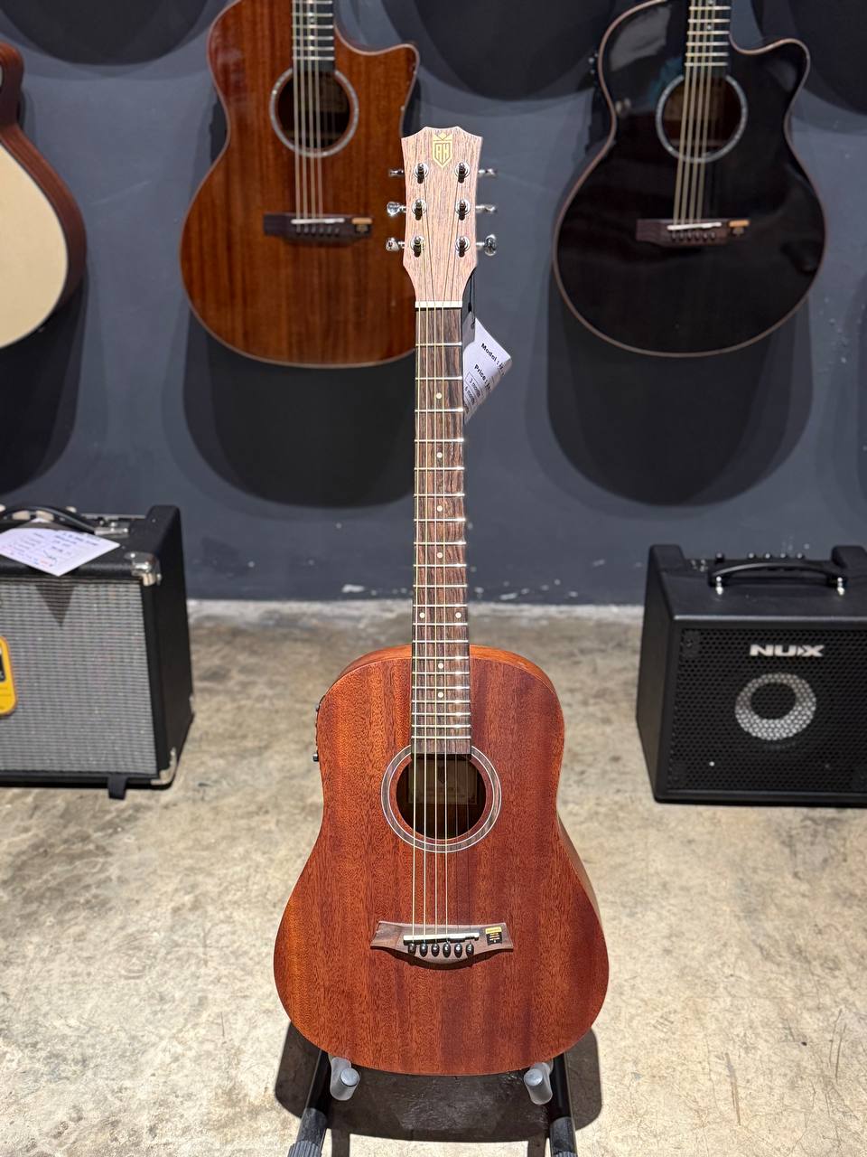 A&K ACOUSTIC GUITAR AK-150-MEQ
