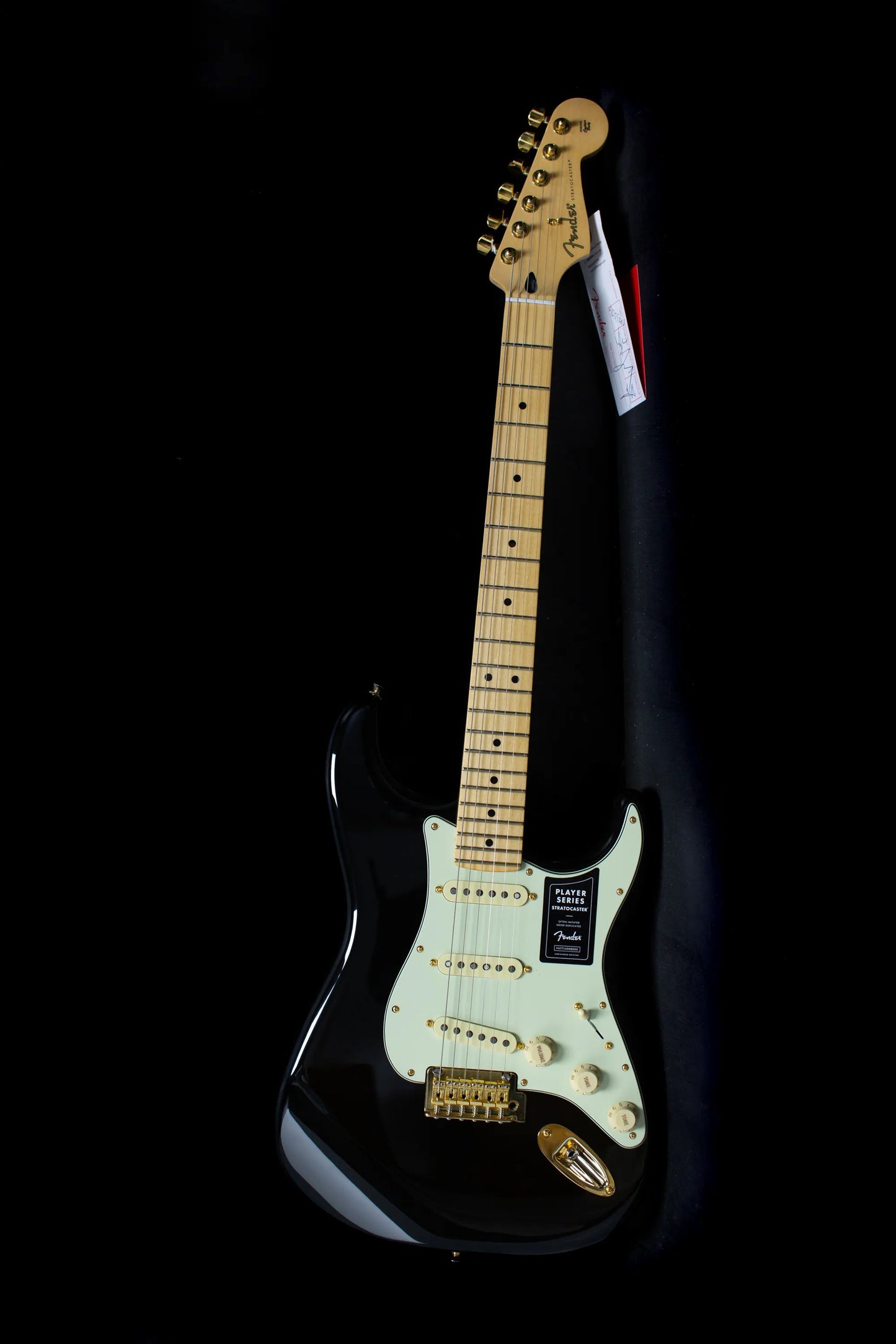 FENDER F03-014 I LIMITED EDITION PLAYER STRATOCASTER ELECTRIC GUITAR  W/GOLD HARDWARE I BLACK